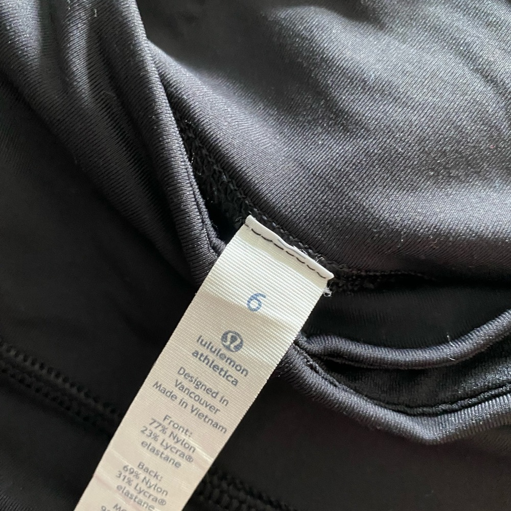 Lululemon wunder under legging black size 6